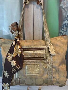 Coach Poppy Signature C Gold Lurex Tote